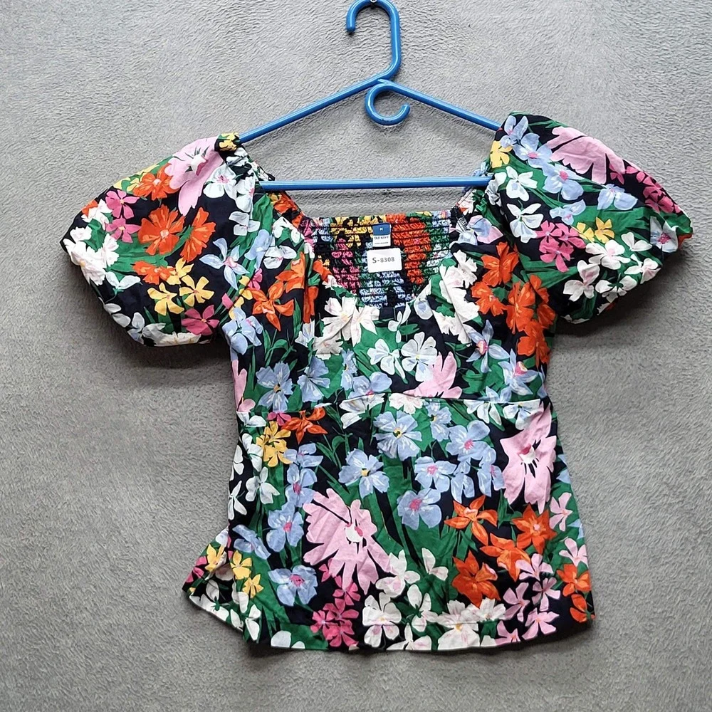 Old Navy‎ Women Blouse M Multicolor Floral Smocking Pullover Waist Defined